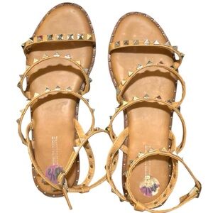 Gladiator Sandals with Silver Studs sz 8.5